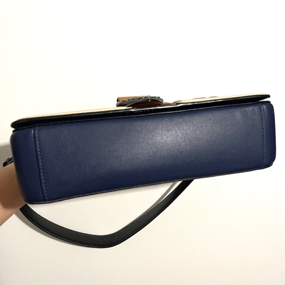 Authentic Coach Georgie Shoulder/Crossbody bag - Picture 4 of 11